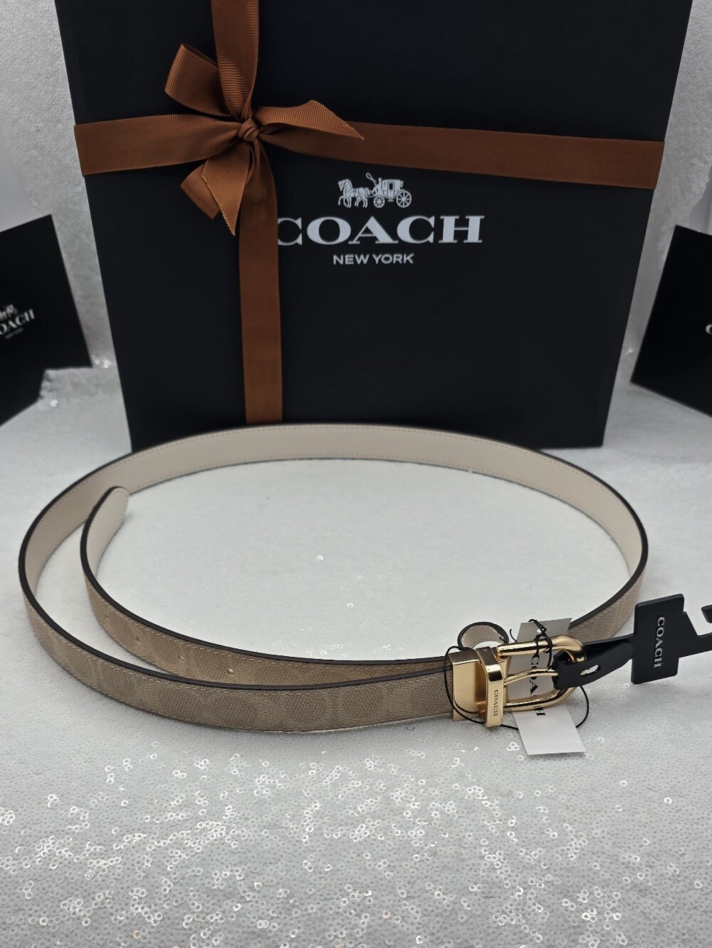 Coach Harness Buckle Cut To Size Reversible Belt 25mm Leather Sand/Chalk - Picture 6 of 9